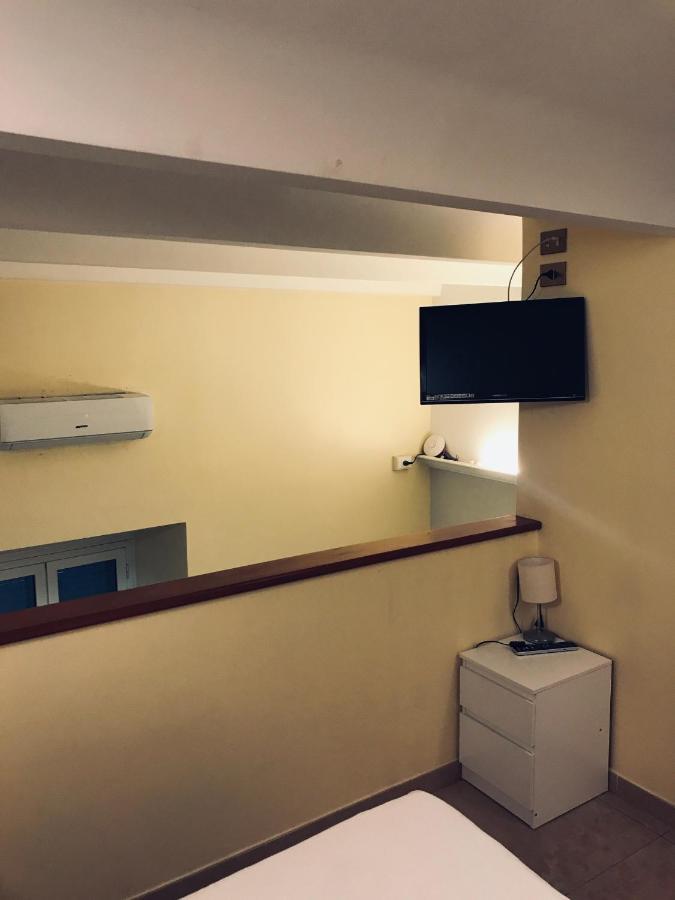 42 Appartamento Via Nazionale Rome Extérieur photo